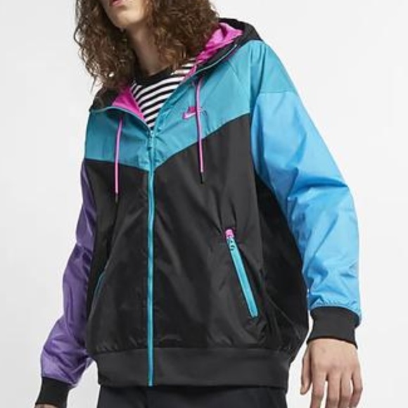 nike throwback windrunner